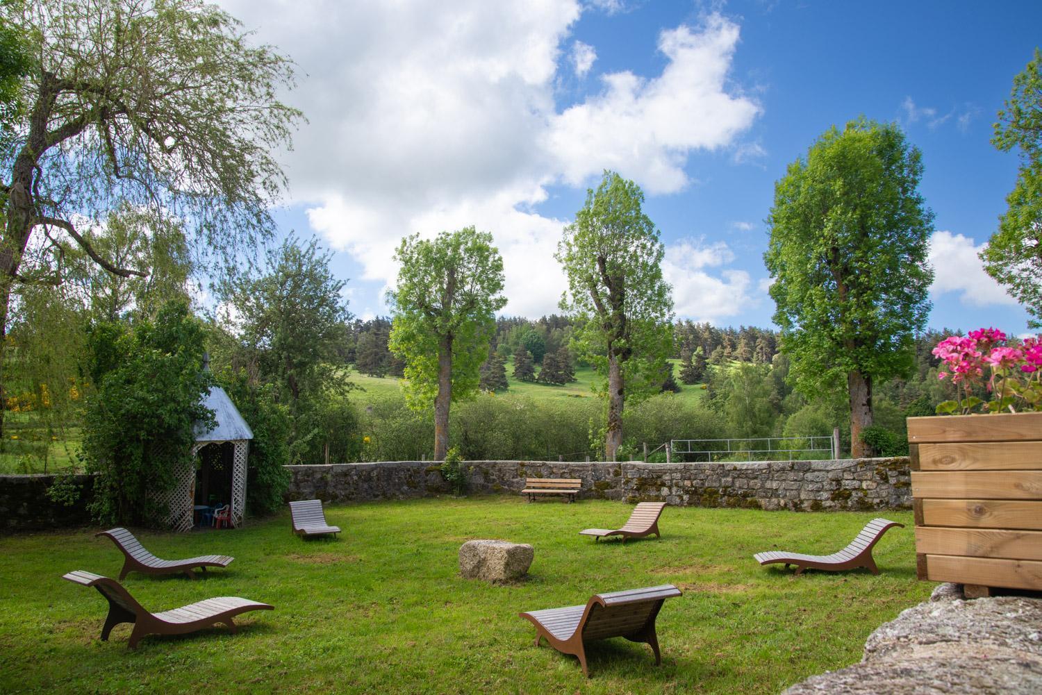 Gite De La Grange - Domaine De Coulagnettes Serverette Εξωτερικό φωτογραφία